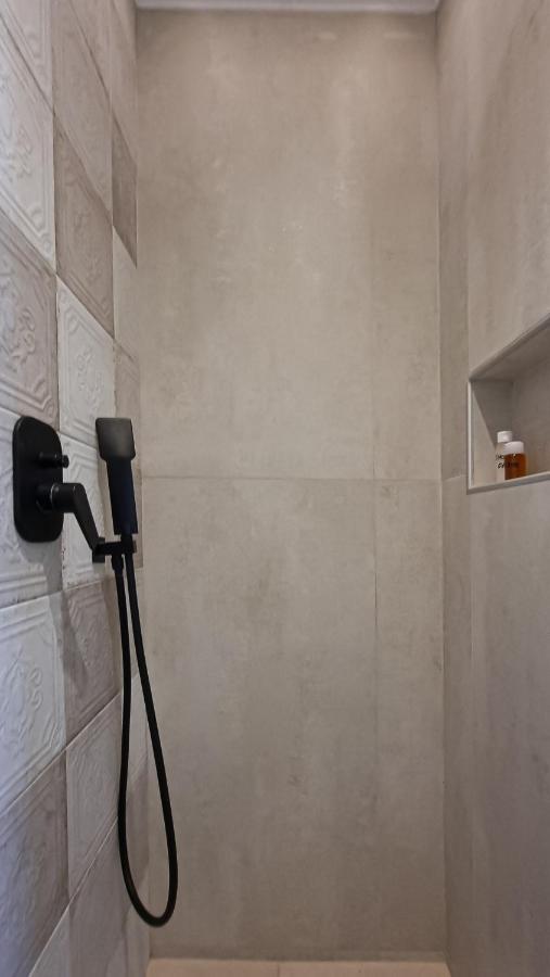 Gratelia Apartment Δαμνόνι Εξωτερικό φωτογραφία